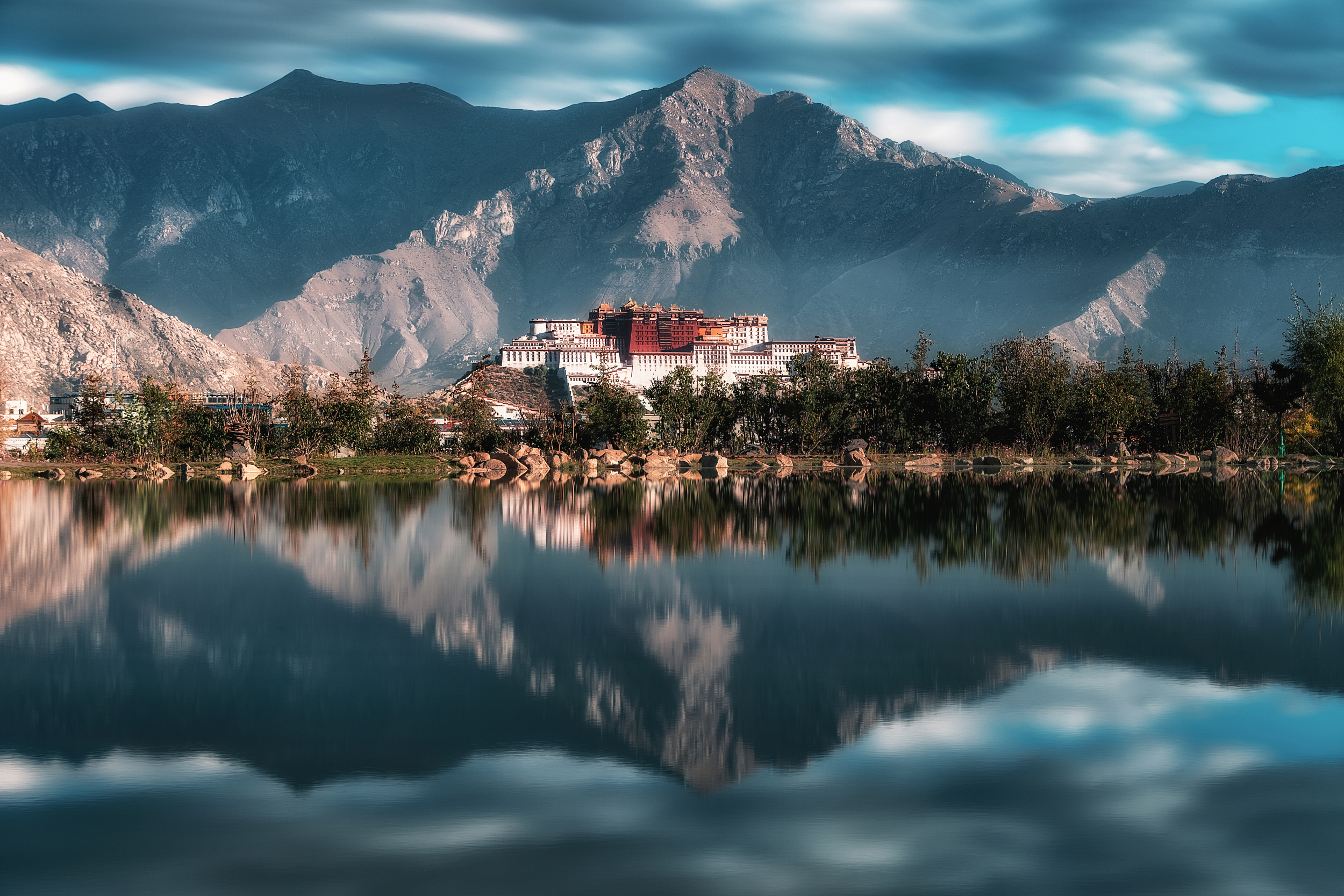 Lhasa Gyangtse Shigartse Utsang Cultural Tour (5 Nights and 6 Days)